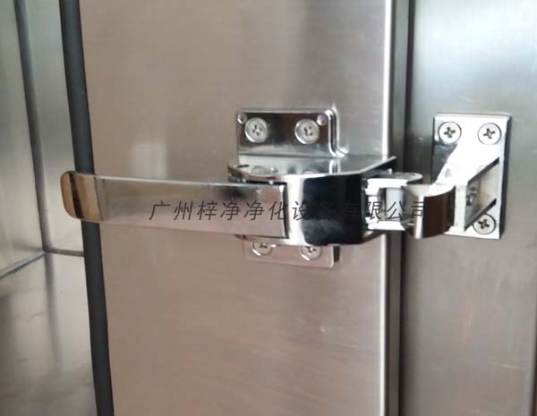 電子互鎖傳遞窗優(yōu)質(zhì)、堅(jiān)固的門(mén)把手