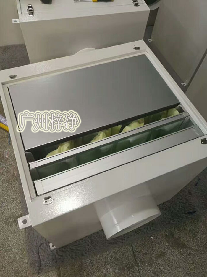 增壓新風(fēng)柜又稱為增壓過濾箱，新風(fēng)機組，鮮風(fēng)柜等