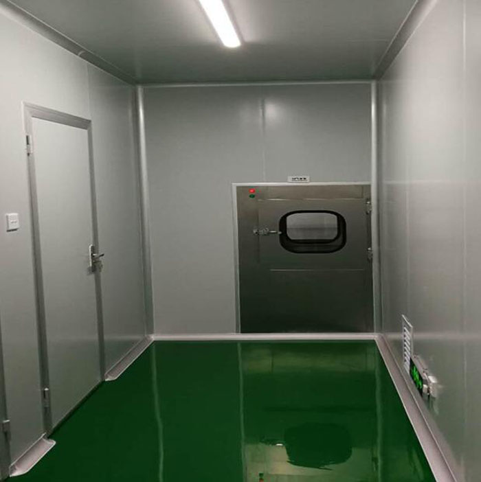 傳遞窗適用于需要在不同潔凈度區(qū)域之間傳遞物品的場(chǎng)合，如實(shí)驗(yàn)室、無(wú)菌室等。