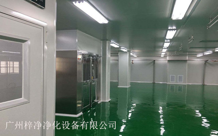 風(fēng)淋室主要用于對(duì)進(jìn)入潔凈室的人員進(jìn)行預(yù)處理，以減少帶入的塵埃和污染物。