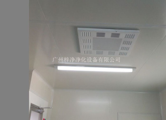 高效送風(fēng)口是潔凈室中用于空氣分布的關(guān)鍵設(shè)備